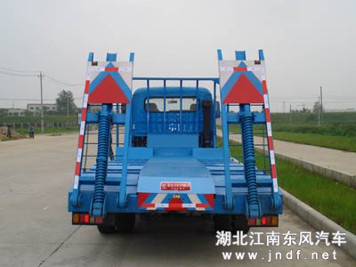 小型平板运输车 东风平板运输车 小型挖掘机运输车