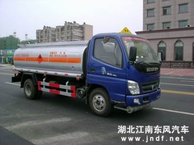 福田时代加油车